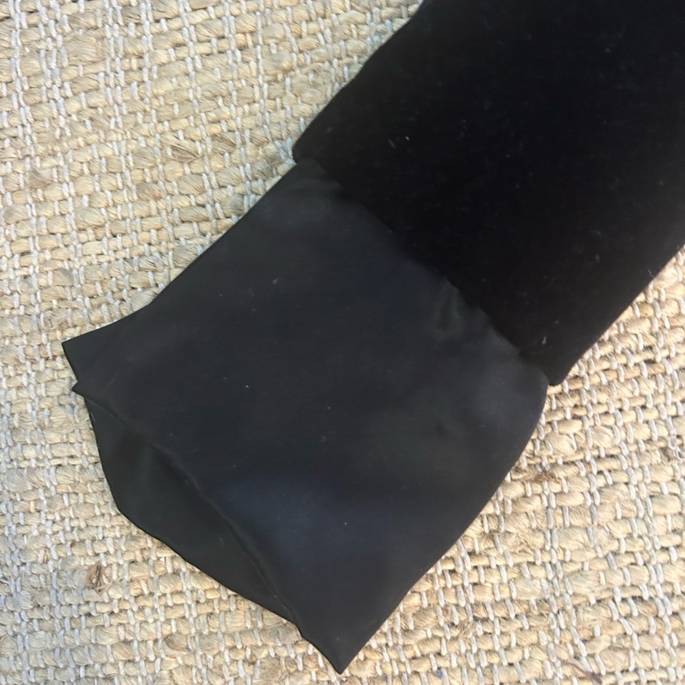 Theory Black Velvet and Satin Blazer Size 12 - Picture 14 of 16